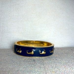Vineyard Vines enamel gold tone bracelet cuff whales confidence clamper